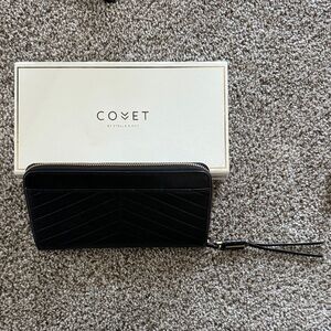 Stella & Dot Black Wallet